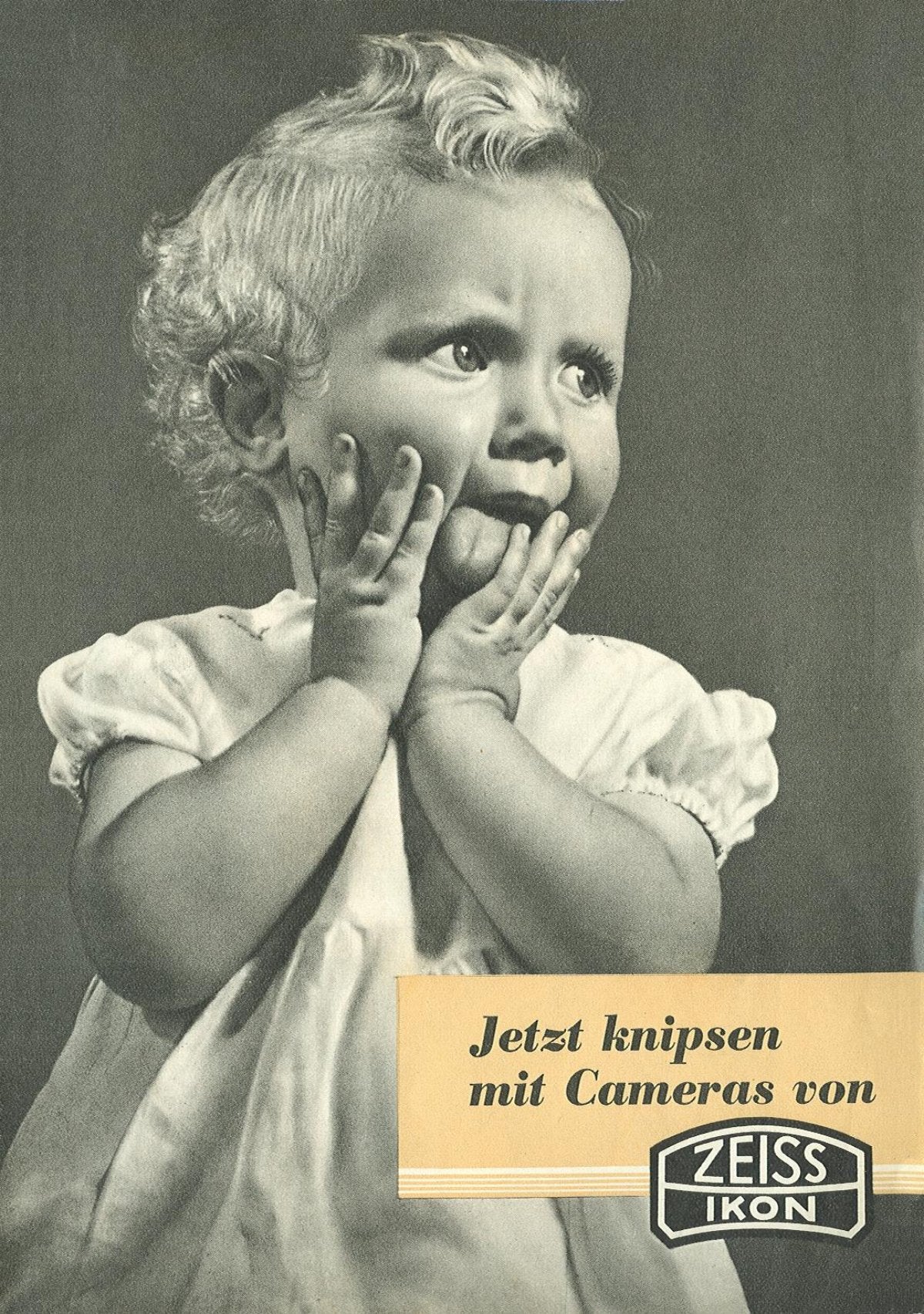 Zeiss Ikon Cameras – "Jetzt knipsen" German Catalogue C 875, 1939 – front cover