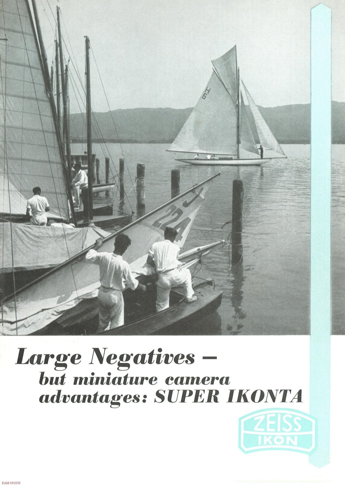 Zeiss Ikon Super Ikonta – "Large Negatives, Miniature Advantages" (Brochure C 738), 1937 – front cover